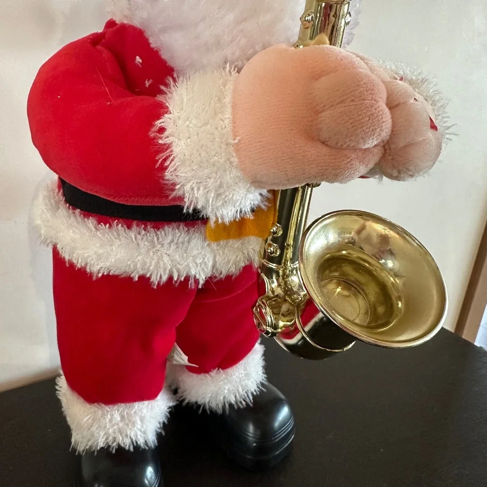 VTG RARE Animated Saxophone Santa Plays Have Yourself a Merry Little Christmas